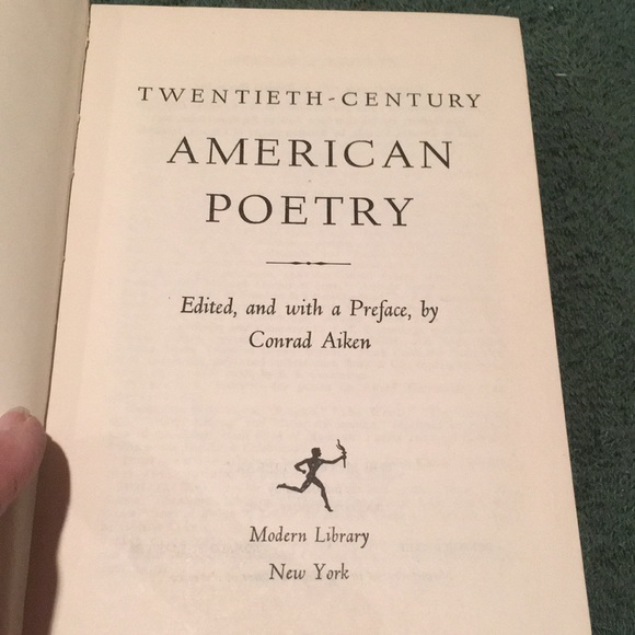 “Twentieth Century American Poetry” Hardcover - Picture 3 of 9